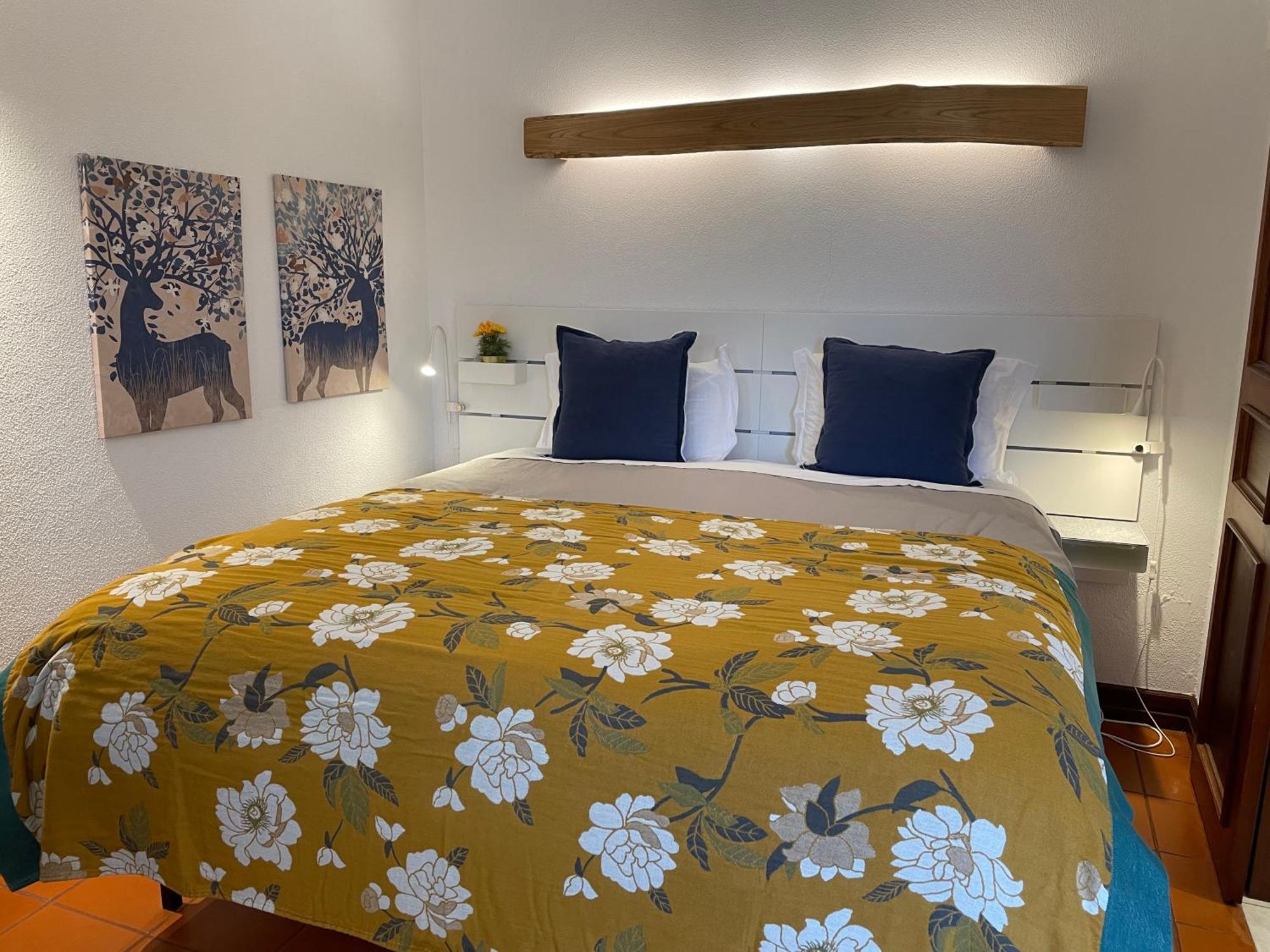 The Quixote House Bed and Breakfast Caminha Exterior foto