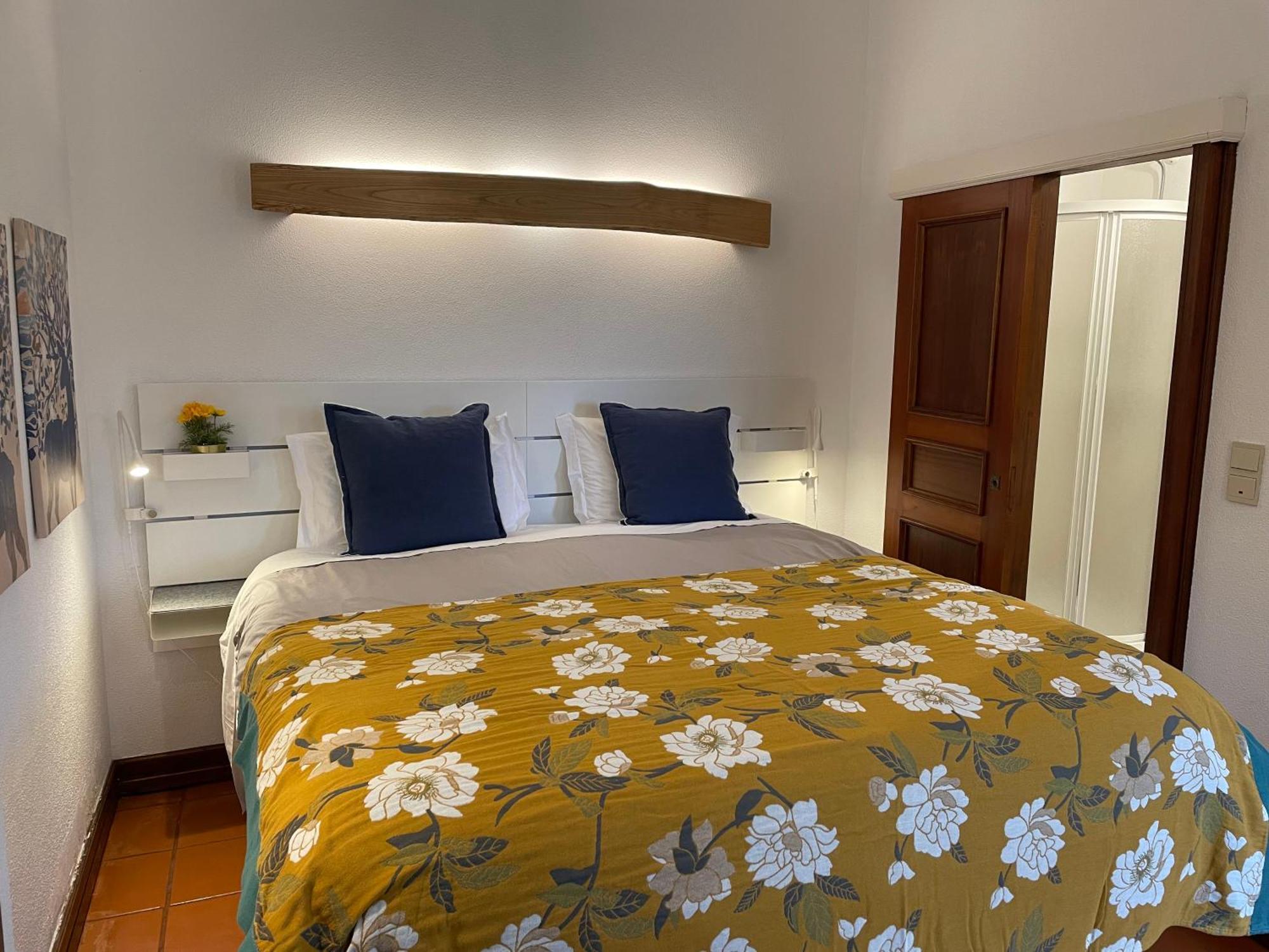 The Quixote House Bed and Breakfast Caminha Exterior foto